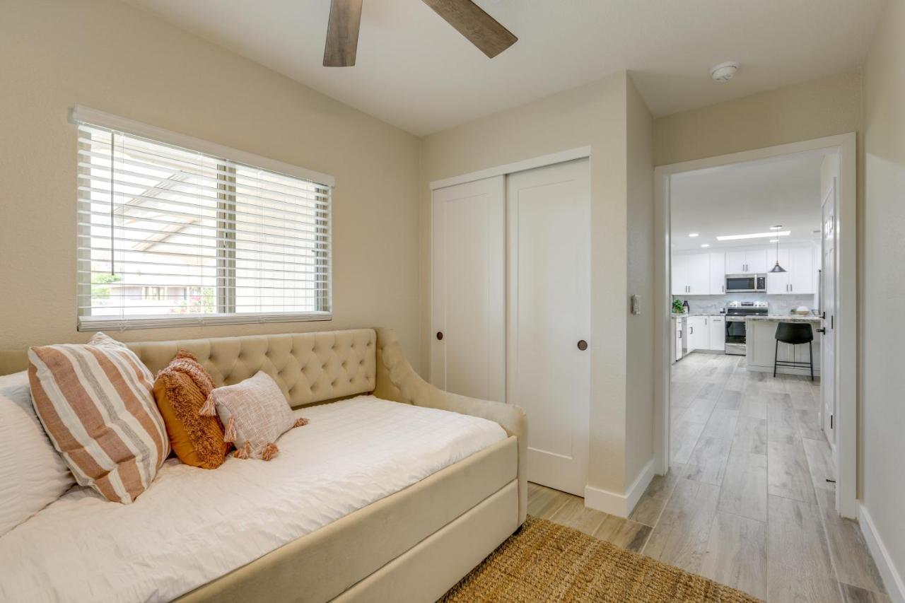 Sun City Retreat With Patio Near Golfing And Hiking! Exterior foto